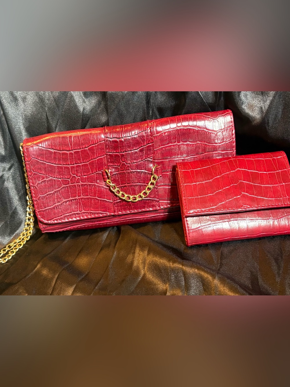 Vintage Ocean Sam Red Faux Croc Clutch & Matching Wallet Set Gold Chain